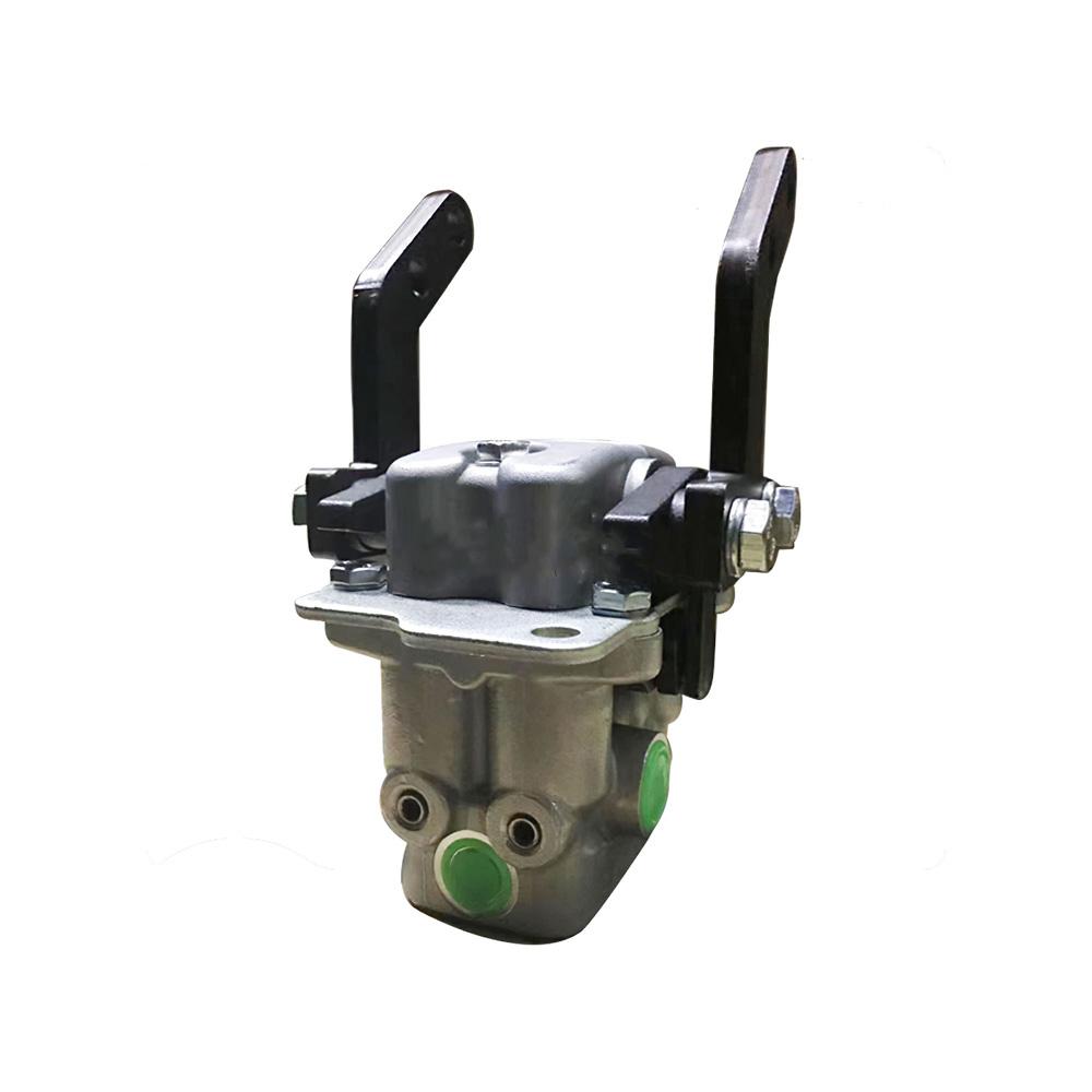 Pilot Valve 702-16-01542 for Komatsu PC100-6 PC100L-6 PC120-6 PC128US-2 PC130-6 PC200-6 PC210-6D PC600-7 PC600-7K PC650-6