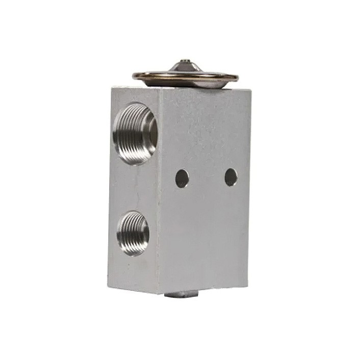 Expansion Valve 118321C1 for CASE 1086 1486 1586 3088 3288 3688HC 3788 5088 6388 7488 786 886 186