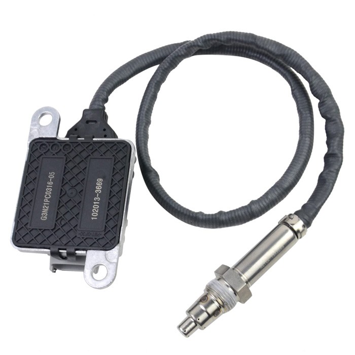 Nitrogen Oxide Nox Sensor 22303390 for Volvo Truck D11 D13 D16 Mack Engine MP7 MP8