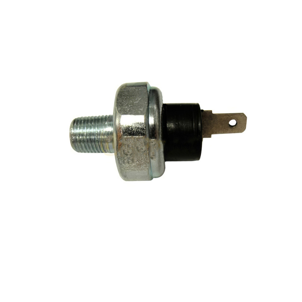 Oil Pressure Switch 15531-39010 For Kubota Tractor L3000 L3200 L3240 L3300 L3450 L3540 L3560 L3600 L3710 L3940