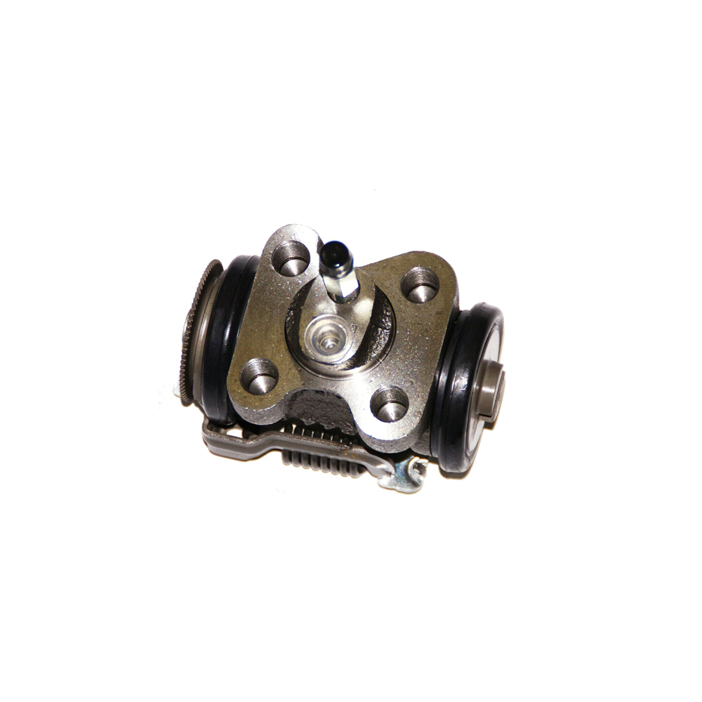 Rear Brake Cylinder 8-97358879-0 for Isuzu Engine 4HK1 Truck NPR NQR 700P NPR66