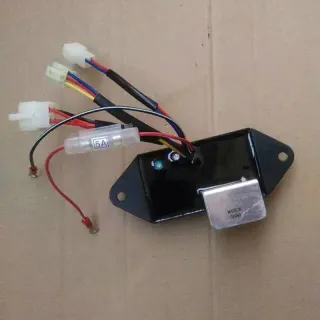 11-wire Three-Phase 380V 50Hz Automatic Voltage Regulator AVR for Kubota Generator J310 J313 J315 J318 J320 J324