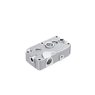 Air Compressor Cylinder Head 1697771 for Volvo F10 F12 FL6 FL7 FL10 Truck