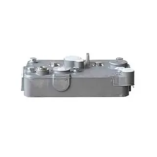 Air Compressor Cylinder Head 3095847 for Volvo B7 B12 F12 FH12 FH16 NH12 FM12 Truck