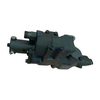 Blade Lift Valve 701-31-11002 for Komatsu D70LE-8 D75A-1 D60P-6 D60E-8 D60A-6  D65P-7 D65E-8 D65E-6 D65A-8 D65A-11