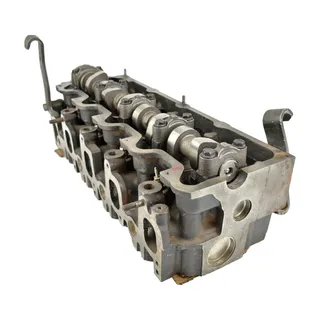 Complete Cylinder Head with Valves 11101-54121 for Toyota Engine 2LT