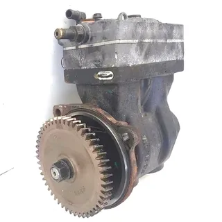 Air Compressor Crankcase Wabco 9125120116 9125120132 for Volvo VNLD13 D13 D13SCR Engine