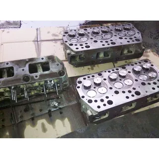 Complete Cylinder Head with Valves for Perkins Engine 3012 3012TAG3A