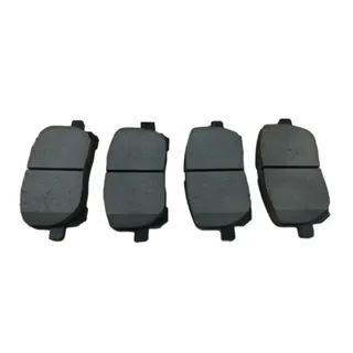 Front Ceramic Brake Pad 04465-AZ218 for 2003-2008 Toyota Corolla Matrix