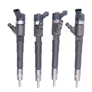 Fuel Injector 0445110273  504088755 for Fiat Ducato 120 130 MultiJet 2.3 D Iveco Daily IV