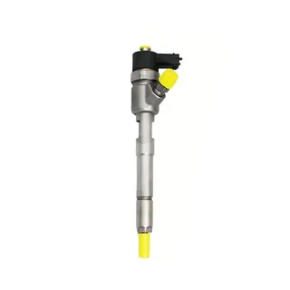 Fuel Injector 1J800-53051 for Kubota Engine D1105 Tractor B2630HSD