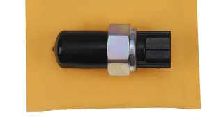 Fuel Pressure Sensor 499000-6260 for Denso Toyota