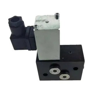 Hydraulic Control Valve 2266.000.0016 for Fantuzzi Reach Stacker CS45KL CS45KM