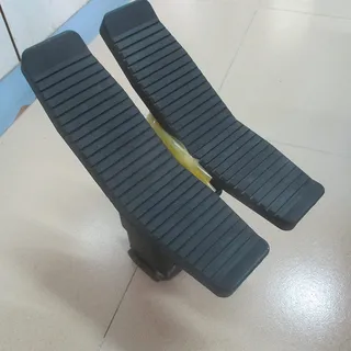 KOBELCO SK250-6E Foot Valve Assembly