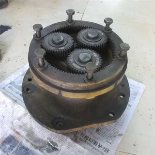 KOMATSU PC40-7 Swing Reduction box