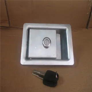 Hydraulic pump lock Side Door Lock for Komatsu Excavator PC35MR-2 PC35MR-3 PC40MR-3 PC45MR-5 PC55MR-2 PC60-7 PC78US-8 PC88MR-10 PC128US-10 PC130-7 PC200-6 PC200-8 PC210LC-11 PC300-8 PC360 LC-11