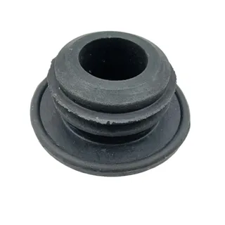 Oil Cap 36704-05600 for Mitsubishi Forklift FD20-F18A FD30-F18A FD40-F19A FD45-F19A