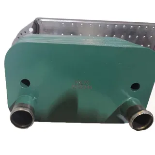 Oil Cooler 8192444 for Volvo TD71A TID71A TWD710V TD730VE TWD731VE TAD730V TWD740VE