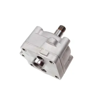 Oil Pump 6689441 3975426 For Bobcat AL275 B300 BL370 325 328 329 331 334 335 337 341 430 435