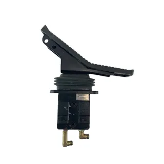 Pedal Single Assembly 34E7-04720 for Hyundai Excavator R110-7 R140LC-7 R140W-7 R160LC-7 R170W-7 R180LC-7 R200W-7