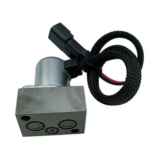 Pilot Valve 702-21-62300 for Komatsu PC200-8 PC200LC-8 PC210-10 PC220-8