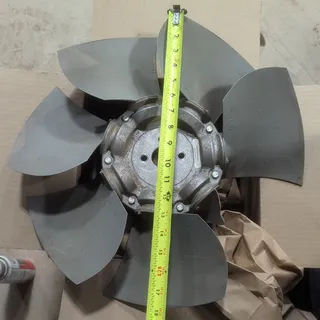 Pusher Fan 275398 50301557 for Gehl Loader RT175 RT210