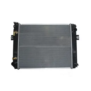 Radiator 237B2-10101 237B2-10102 for Nissan Engine K21 K25 TCM Forklift FG20-30T3