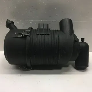 Air Cleaner Assembly TC250-16300 for Kubota Tractor M5640SU M5640SUD M5660SUH M5660SUHD MX4700DT MX4700F MX4700H MX5100DT MX5100F MX5100H
