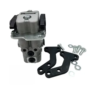 Travel Pilot Control Valve 702-16-04250 for Komatsu PC160LC-7 PC200-8 PC220LC-7 PC300LC-8 PC400-7 PC450LC-8