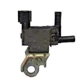 Vacuum Switching Valve 25860-50100 for Toyota Tundra Lexus LS LX SC GS